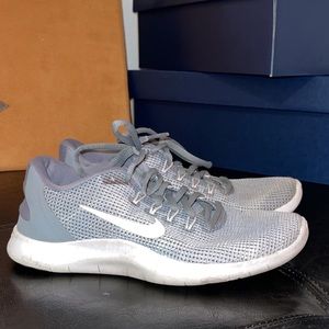 Nike Flex Run Sneakers